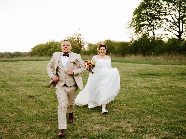 Le mariage de Vincent et Gwenaëlle à Pontarmé, Oise 229