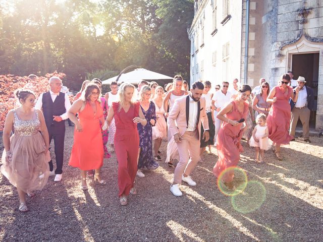 Le mariage de Olivier et Caroline à Esvres, Indre-et-Loire 66