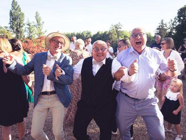 Le mariage de Olivier et Caroline à Esvres, Indre-et-Loire 67
