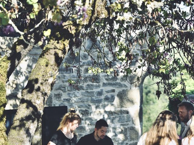 Le mariage de Aurélien et Sarah à Saint-Affrique, Aveyron 92