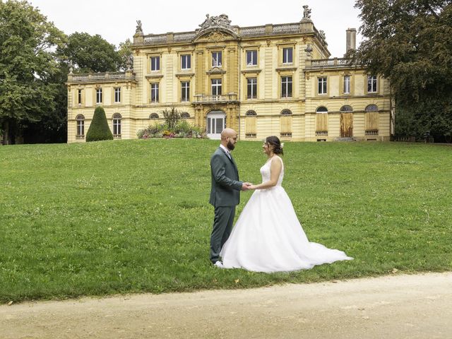 Le mariage de Lucas et Coralie à Montois-la-Montagne, Moselle 1