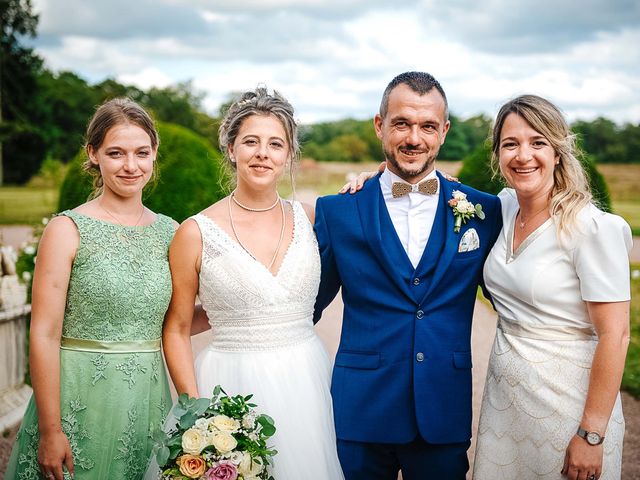 Le mariage de Angélique et Renaud à Saint-Junien, Haute-Vienne 36