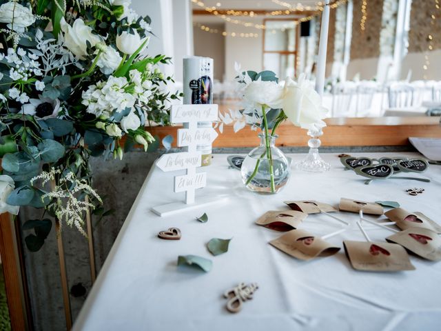 Le mariage de Erwan et Camille à Guilers, Finistère 71