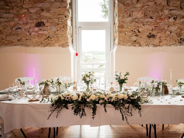 Le mariage de Erwan et Camille à Guilers, Finistère 73