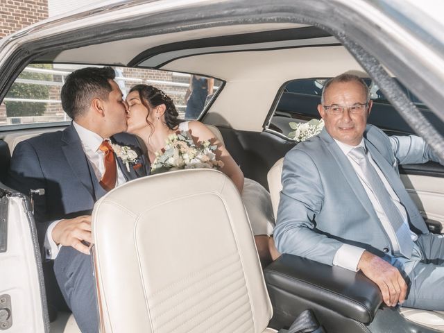 Le mariage de Thibaut et Laura à Radepont, Eure 35