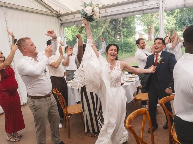 Le mariage de Thibaut et Laura à Radepont, Eure 98