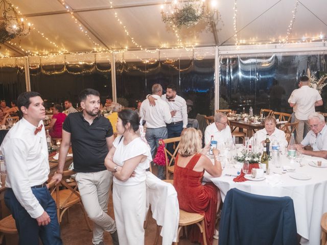 Le mariage de Thibaut et Laura à Radepont, Eure 112