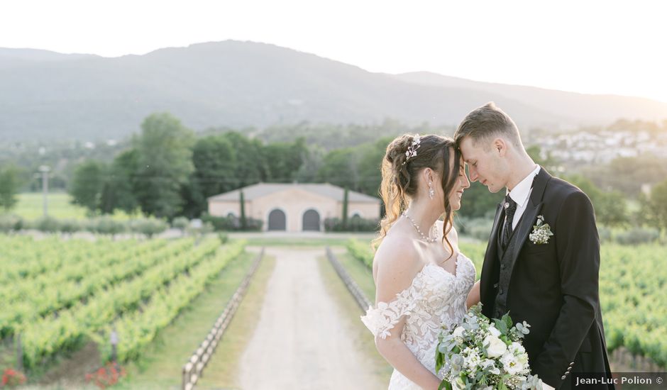 Le mariage de Adrien et Laura à Roquebrune-sur Argens, Var