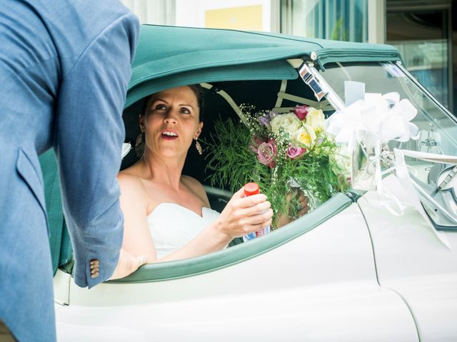 Le mariage de Chris et Lucy à Saint-Martin-d&apos;Uriage, Isère 12