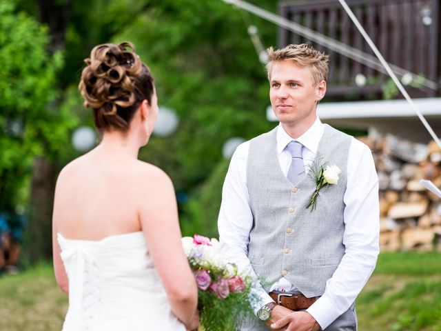 Le mariage de Chris et Lucy à Saint-Martin-d&apos;Uriage, Isère 15