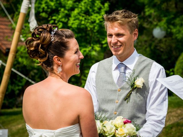 Le mariage de Chris et Lucy à Saint-Martin-d&apos;Uriage, Isère 19