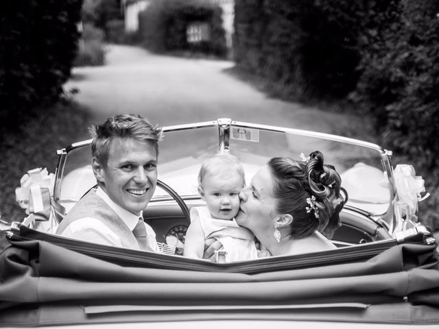 Le mariage de Chris et Lucy à Saint-Martin-d&apos;Uriage, Isère 66