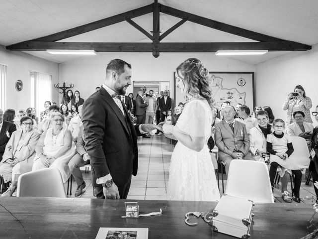 Le mariage de Emmanuel et Mélanie à Montguyon, Charente Maritime 7