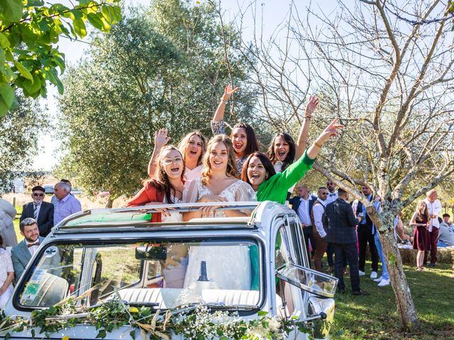 Le mariage de Emmanuel et Mélanie à Montguyon, Charente Maritime 16