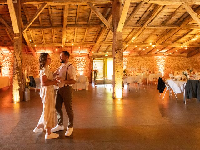 Le mariage de Emmanuel et Mélanie à Montguyon, Charente Maritime 22