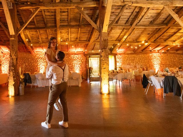 Le mariage de Emmanuel et Mélanie à Montguyon, Charente Maritime 23