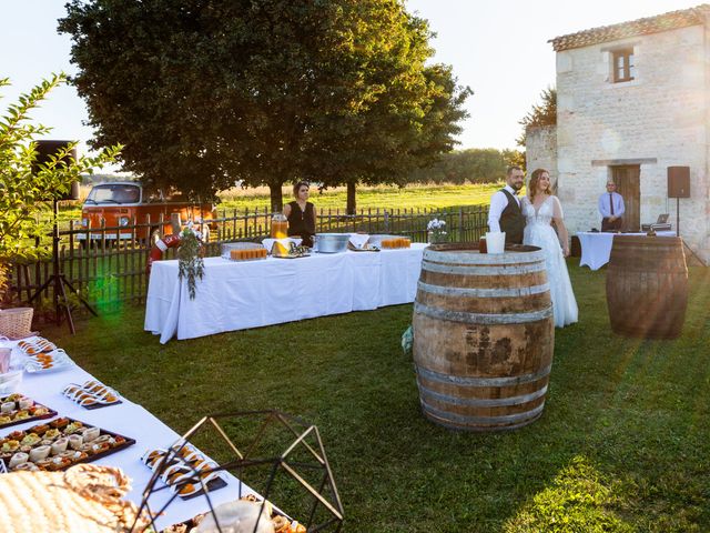 Le mariage de Emmanuel et Mélanie à Montguyon, Charente Maritime 34