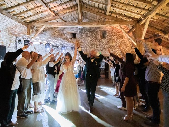 Le mariage de Emmanuel et Mélanie à Montguyon, Charente Maritime 54