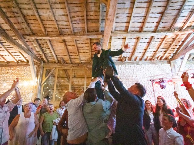 Le mariage de Emmanuel et Mélanie à Montguyon, Charente Maritime 56
