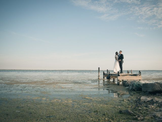 Le mariage de Florian et Caroline à Villeneuve-lès-Maguelone, Hérault 33