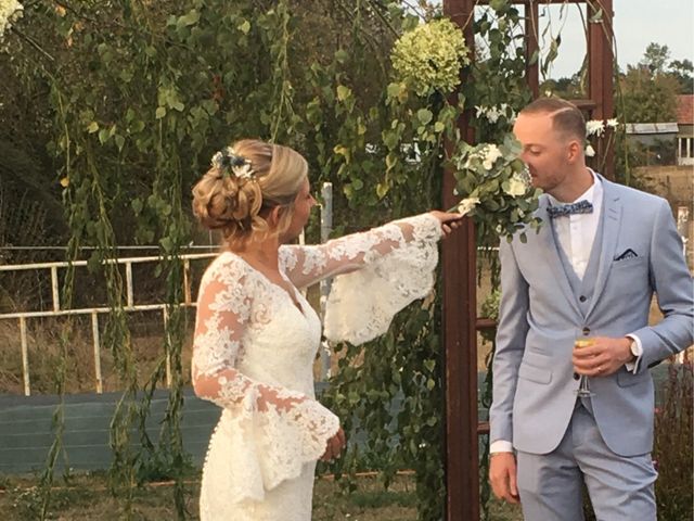 Le mariage de Ludovic et Valentine à Douvres-la-Délivrande, Calvados 5