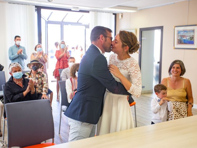 Le mariage de Charles et Julie à La Guérinière, Vendée 33