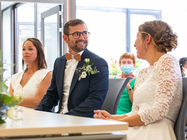 Le mariage de Charles et Julie à La Guérinière, Vendée 44