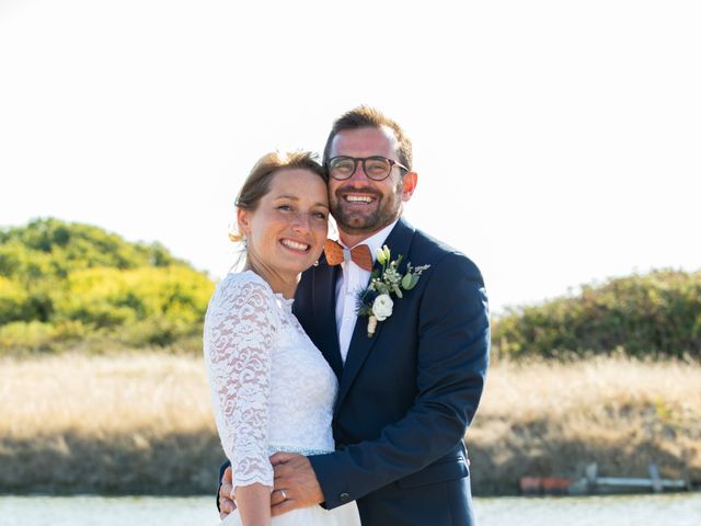 Le mariage de Charles et Julie à La Guérinière, Vendée 96