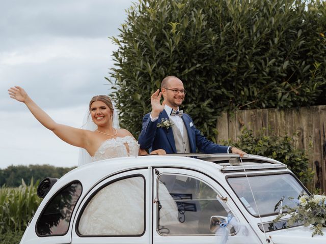 Le mariage de Alexandre et Anne-Julie à Jouarre, Seine-et-Marne 39