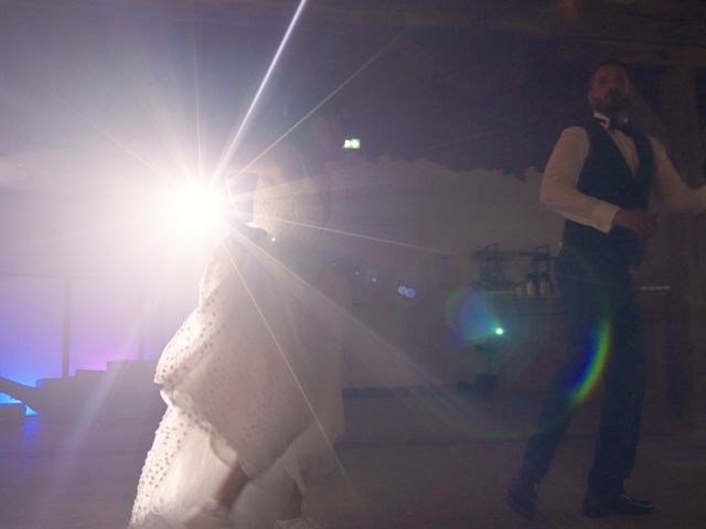 Le mariage de Vincent et Delphine à Jouy, Yonne 24