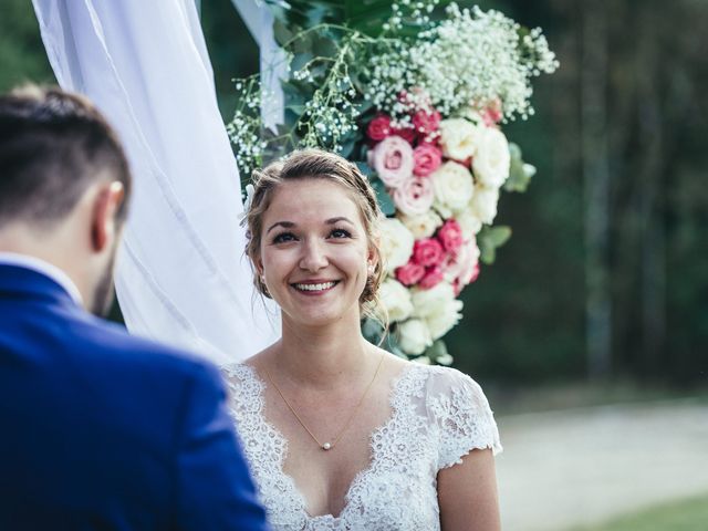 Le mariage de Alexis et Laure à Verneuil-en-Halatte, Oise 74