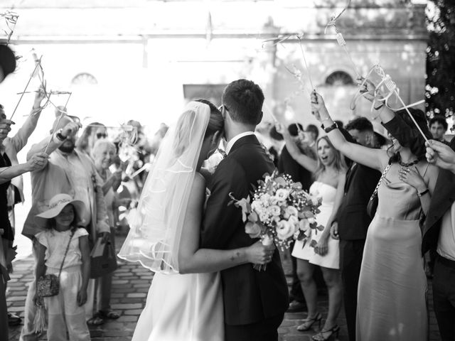 Le mariage de Guillaume et Amélie à Yvrac, Gironde 33