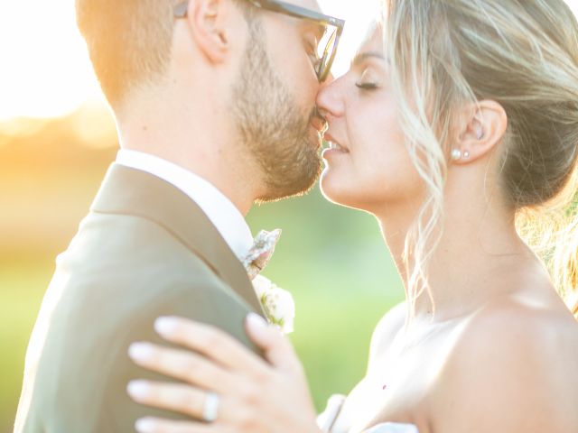 Le mariage de Guillaume et Amélie à Yvrac, Gironde 2