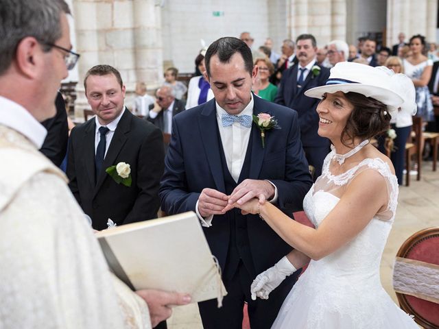 Le mariage de Edouard et Laurence à Saint-Riquier, Somme 18