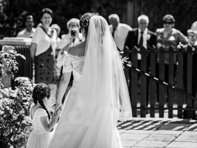 Le mariage de Valentin et Celine à Saint-Pardoux-la-Rivière, Dordogne 1