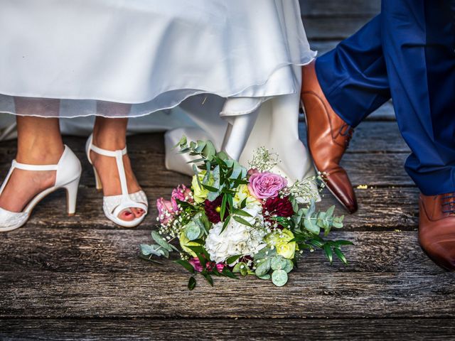 Le mariage de Valentin et Celine à Saint-Pardoux-la-Rivière, Dordogne 7