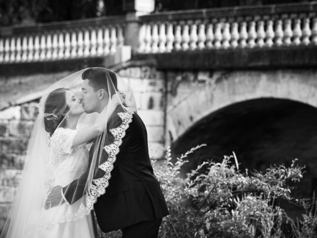 Le mariage de Valentin et Celine à Saint-Pardoux-la-Rivière, Dordogne 13