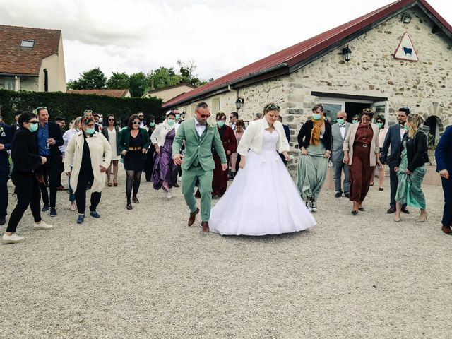 Le mariage de Benoît et Charlotte à Bombon, Seine-et-Marne 107