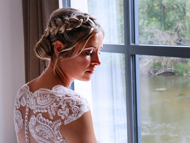 Le mariage de Florent et Virginie à Saint-Aubin-des-Ormeaux, Vendée 8