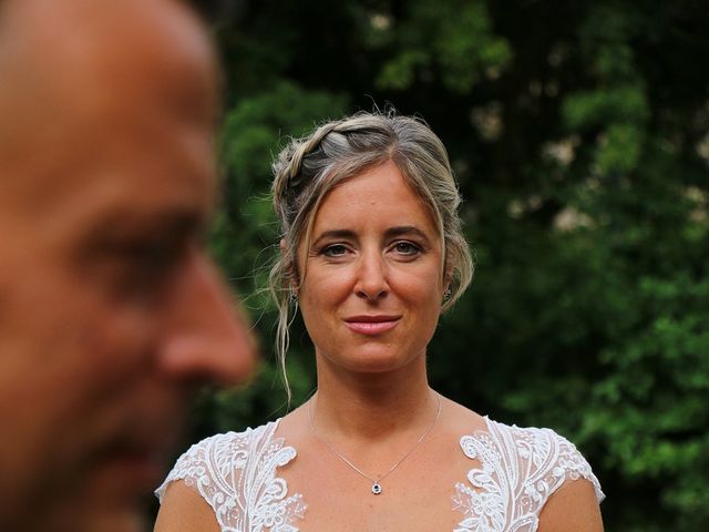 Le mariage de Florent et Virginie à Saint-Aubin-des-Ormeaux, Vendée 12