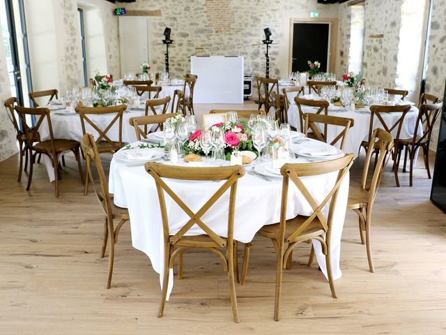 Le mariage de Florent et Virginie à Saint-Aubin-des-Ormeaux, Vendée 18