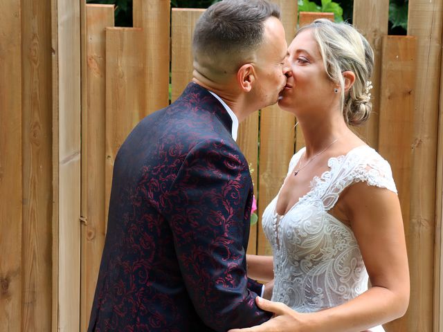 Le mariage de Florent et Virginie à Saint-Aubin-des-Ormeaux, Vendée 60