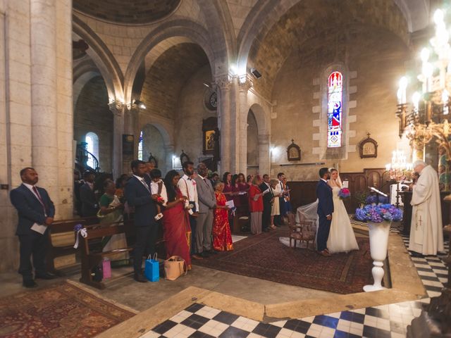 Le mariage de Puvanendra et Audrey à Saint-Aigulin, Charente Maritime 15