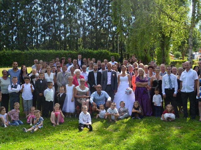 Le mariage de Isaüra et Allan à Sainte-Suzanne, Mayenne 32