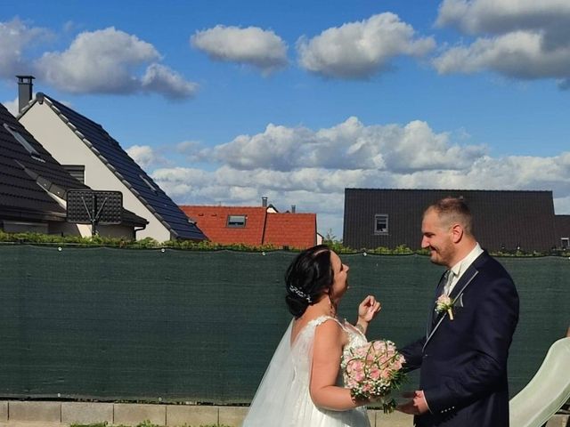 Le mariage de Emeline et Jonathan à Auchel, Pas-de-Calais 5