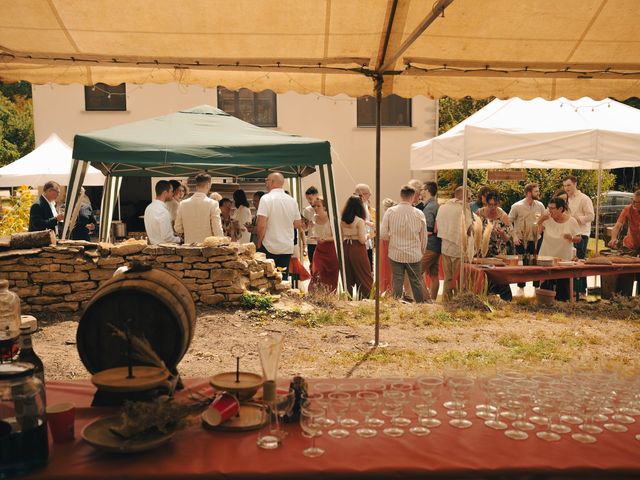 Le mariage de Tom et Charlène à Vandenesse-en-Auxois, Côte d&apos;Or 90