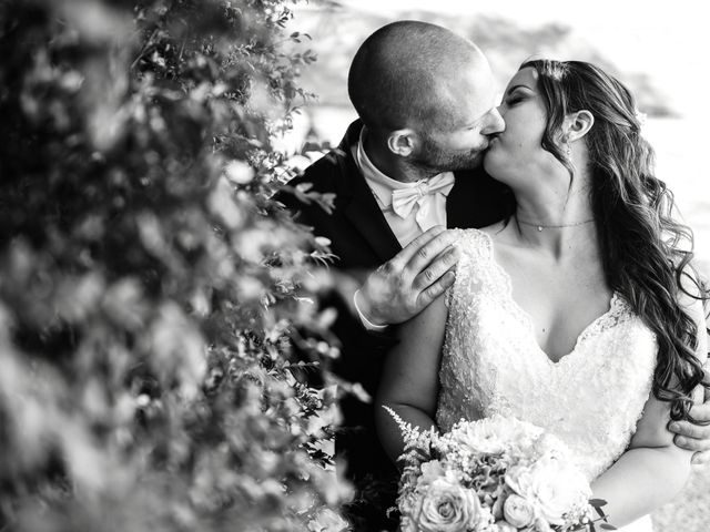 Le mariage de Nicolas et Sarah à Pont-de-Pany, Côte d&apos;Or 22