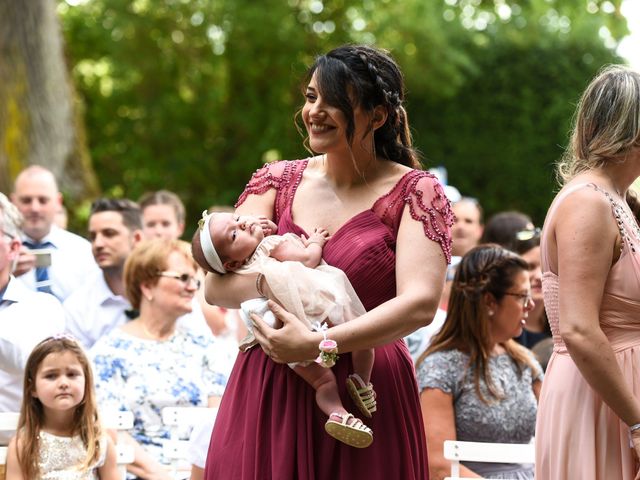 Le mariage de Nicolas et Sarah à Pont-de-Pany, Côte d&apos;Or 38