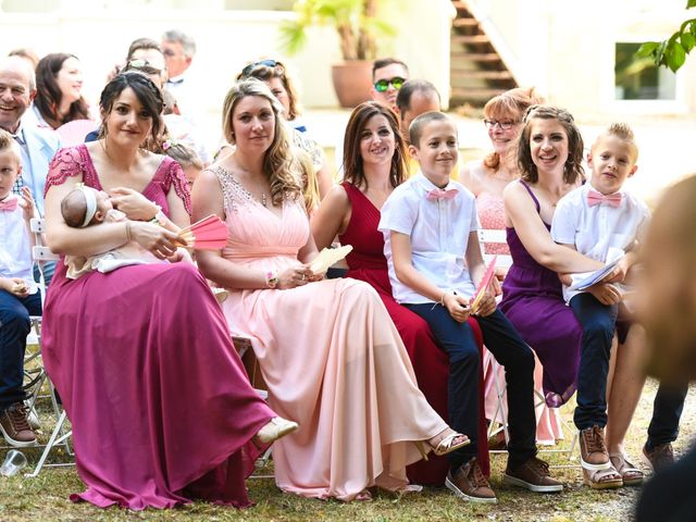 Le mariage de Nicolas et Sarah à Pont-de-Pany, Côte d&apos;Or 44