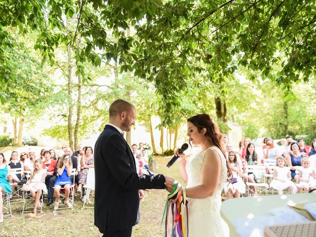 Le mariage de Nicolas et Sarah à Pont-de-Pany, Côte d&apos;Or 55